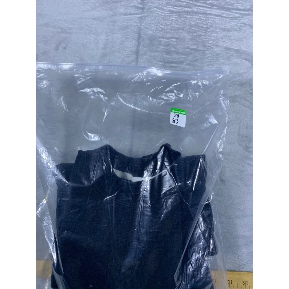 Nike Sportswear Premium Essentials Men's T-Shirt M Black Shirt Fit Medium - Picture 9 of 9